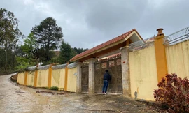 Căn biệt thự trên đồi đã được gia đình ông Nguyễn Thế Tuy, nguyên Bí Thư tỉnh ủy Lạng Sơn sang nhượng cho người khác.