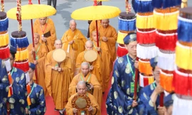 Pháp chủ Giáo hội Phật giáo Việt Nam dự Đại lễ Phật đản tại TPHCM