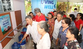 Keppel cùng báo Tiền Phong đưa nước sạch đến gần 20.000 người dân Bến Tre, Trà Vinh