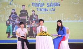 Hoa hậu H'Hen Niê khuyên bạn trẻ đặt mục tiêu và thực hiện ước mơ