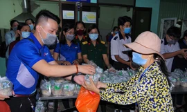 Tặng 1.000 phần ăn nghĩa tình đến người bệnh điều trị dài ngày, có hoàn cảnh khó khăn
