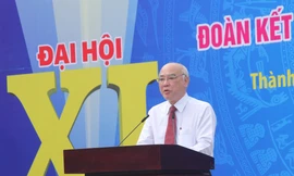 Triển lãm gần 400 hình ảnh, tranh cổ động chào mừng Đại hội Đảng bộ lần thứ XI