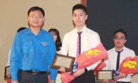 Đại học Quốc gia TPHCM tuyên dương 25 đảng viên trẻ tiêu biểu 