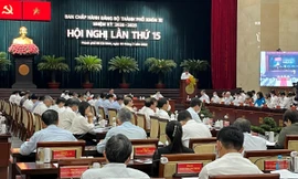 Bí thư Thành ủy TPHCM: Tập trung phòng, chống sốt xuất huyết như chống dịch COVID-19