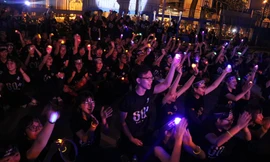 Giới trẻ Sài Gòn chung tay tắt đèn Giờ Trái đất 2018