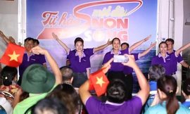 'Tự hào một dải non sông' trên hành trình đến với biển, đảo Tây Nam