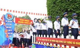 Bịn rịn chia tay 3.600 tân binh TPHCM lên đường nhập ngũ