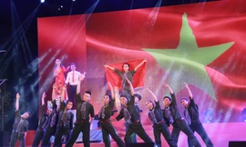 ĐH Kinh tế TPHCM giành ngôi quán quân tuyên truyền ca khúc Cách mạng