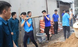 Ngay sau Đại hội Hội LHTN, thanh niên quận 9 ra quân làm đường giúp dân