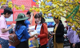 Hỗ trợ 1.500 thanh niên công nhân về quê ăn Tết Kỷ Hợi 