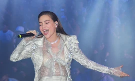 Hà Hồ, Thu Minh và các ban nhạc quốc tế hút nghìn khán giả 'cháy' đến 12 giờ đêm