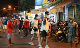 Phố sủi cảo nổi tiếng Sài Thành 'hồi sinh' sau nhiều tháng giãn cách