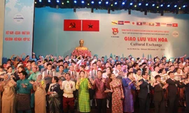 Đặc sắc đêm hội văn hóa của thanh niên Tàu Thanh niên SSEAYP