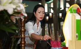 NSƯT Trịnh Kim Chi: Thẩm Thúy Hằng quá đẹp, diễn xuất thần 