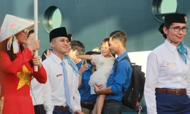 Khoảnh khắc bùi ngùi chia tay Tàu Thanh niên SSEAYP 2018