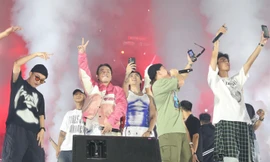 BinZ, SOOBIN cùng dàn rapper 'thổi bùng' nhạc hội sinh viên