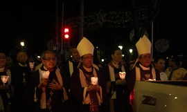 Nghìn người hát thánh ca đưa tiễn Tổng giám mục Bùi Văn Đọc