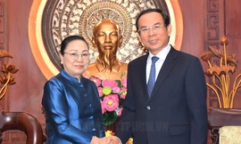 Bí thư Thành ủy TPHCM Nguyễn Văn Nên tiếp tân Đại sứ Lào ở Việt Nam 