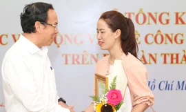 Xúc động chuyện cô giáo viết về chồng sắp cưới qua đời trong đại dịch COVID-19