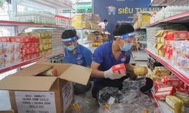 'Siêu thị mini 0 đồng' bán online, chuyển hàng tận tay sinh viên ký túc xá đại học TPHCM