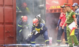 600 cán bộ, chiến sĩ phòng cháy chữa cháy thi tài cứu nạn, cứu hộ