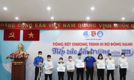 Gần 7 tỷ bước chân góp hơn 7 tỷ đồng trao học bổng 'Tiếp sức đến trường'