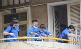 Khởi động Tháng Thanh niên, bạn trẻ TPHCM làm đẹp chung cư, cùng đẩy lùi COVID-19