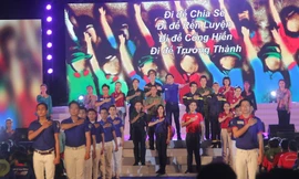 Thành đoàn TPHCM: 25 năm lớn mạnh phong trào thanh niên tình nguyện hè
