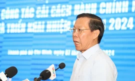 Chủ tịch TPHCM: Nghiên cứu ứng dụng trí tuệ nhân tạo vào nền hành chính