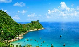 Đắm mình trong thiên nhiên hoang sơ mùa lễ lớn 