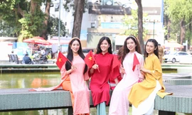 Lưu giữ thanh xuân ở 'tọa độ' chụp ảnh Tết cực hot giữa lòng TPHCM