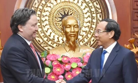 Bí thư Thành ủy TPHCM tiếp Đại sứ Hoa Kỳ Marc E. Knapper