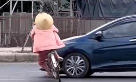 Công an thông tin về người phụ nữ đi xe đạp va chạm với xe ô tô gây bão mạng xã hội 