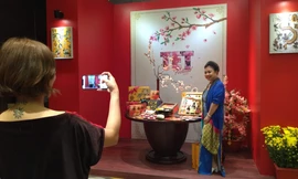 Cùng gói bánh chưng, xem dựng cây nêu, vui trò chơi dân gian... tại lễ hội TET Festival 