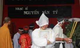 Gia đình, đồng nghiệp tiễn đưa nhạc sỹ Nguyễn Văn Tý về cõi vĩnh hằng 