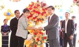 Chung vui với bà con Giáo sở Đăng Srỗn