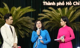 Xúc động câu chuyện của những bác sĩ tuyến đầu, ông tổ trưởng... thi đua yêu nước