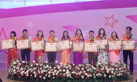 Tuyên dương các 'cánh én' mang câu chuyện đẹp về hành trình yêu thương