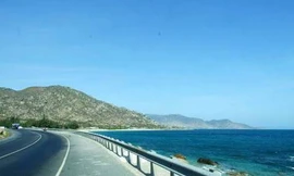 Cà Ná, cung đường biển gọi