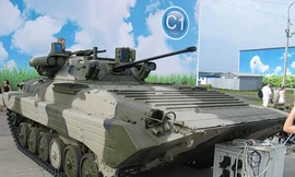‘Lộ diện’ biến thể xe bọc thép BMP-2