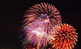 Một loại pháo hoa có hiệu ứng âm thanh, không tiếng nổ mà người dân được đốt