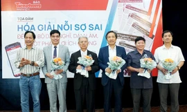 Hóa giải nỗi sợ sai: Kết hợp pháp trị và đức trị