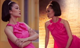 Người đẹp miền Tây của HHVN 2018 khoe dáng gợi cảm với loạt áo dài Tết