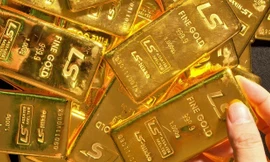 vàng đang dự báo sớm chạm ngưỡng 1900 USD 