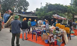 Hà Nội: Tháo dỡ, di dời tài sản của 10 hộ dân lấn chiếm đất đã GPMB tại Cầu Giấy