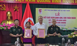 Con gái liệt sĩ nghẹn ngào nhận kết quả giám định ADN của cha sau hơn 50 năm tìm kiếm