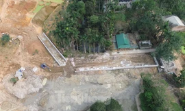 Vụ chiếm đất, dọa 'xử' người nhà cán bộ ở Hà Nội: Chồng bị tạm giữ vợ bị phạt 50 triệu đồng