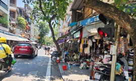 Vỉa hè, lòng đường Hà Nội sau hơn 2 tháng ra quân xử lý: Đâu vẫn hoàn đấy
