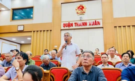 Cử tri bức xúc kiến nghị chế tài xử phạt thật mạnh nhóm làm sữa giả, thuốc giả