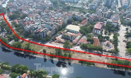 Hà Nội: Dự án bãi đỗ xe gần 13.000m2 'thai nghén' hơn chục năm thành nơi đổ trộm rác thải 